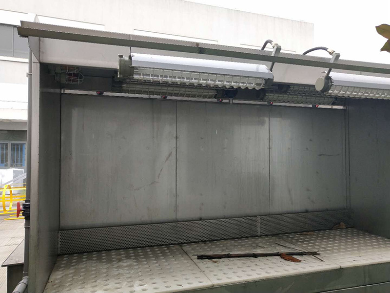 打（dǎ）磨（mó）台